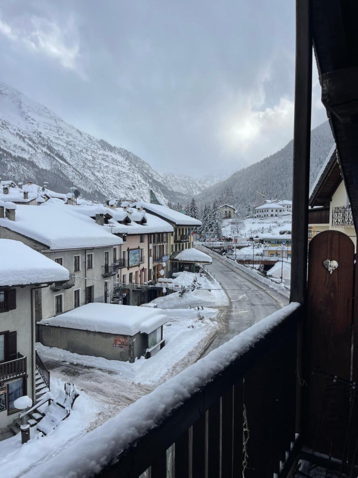 Lthorses & Dreams Bed and Breakfast La Thuile Eksteriør billede